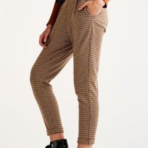 LAST DAY!! Vintage Kate Hill crop pants size 6